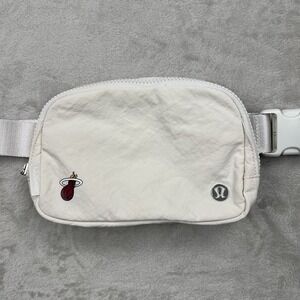 Lululemon Miami Heat Everywhere 1L‎ Belt Bag White